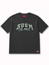 Lilith Tee